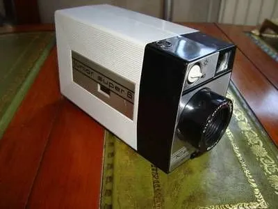 Revue 15 Junior Super 8