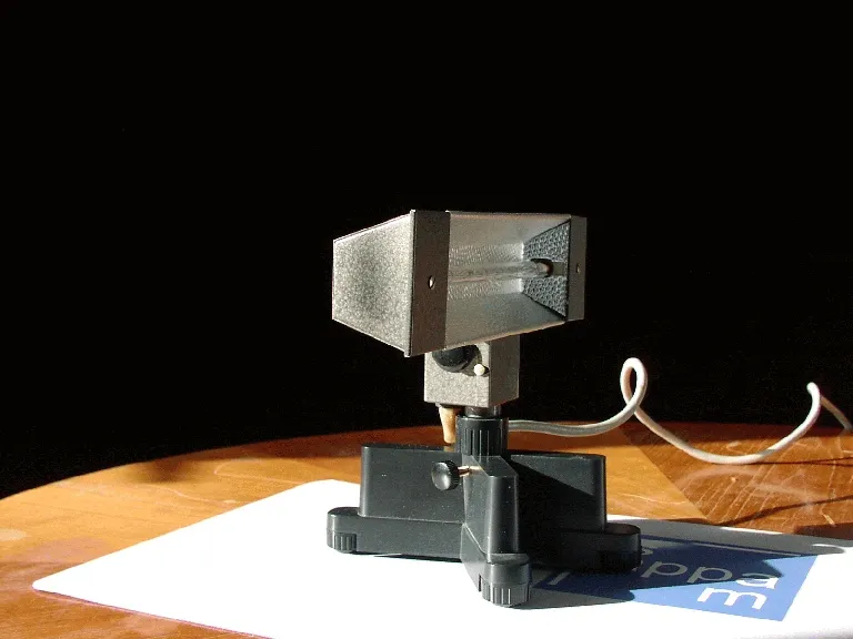 Narva Filmleuchte 804