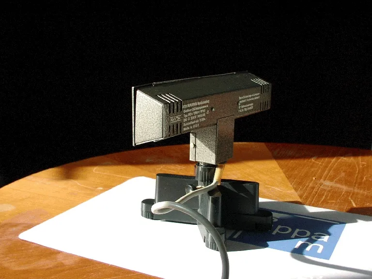 Narva Filmleuchte 804