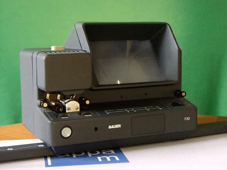 Bauer F 20