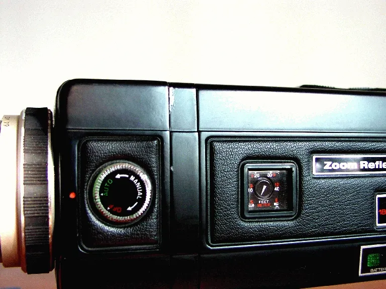 Universa Zoom Reflex S 864