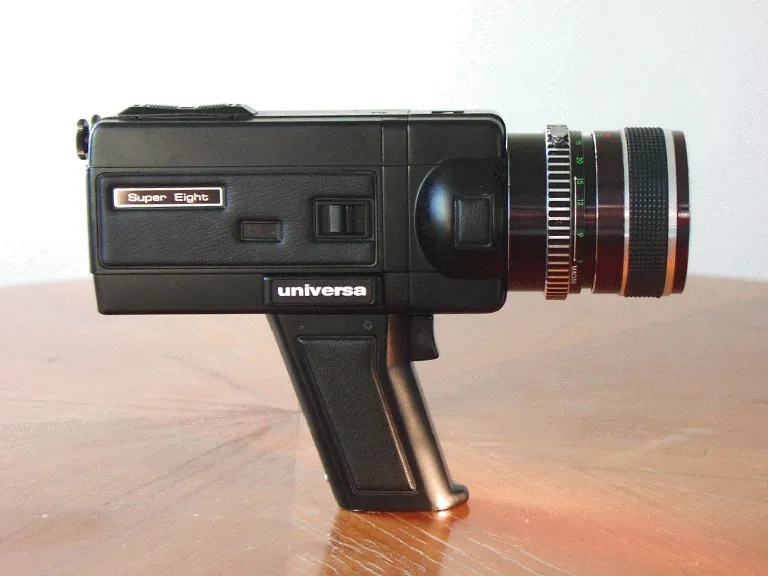 Universa Macrozoom S 1070