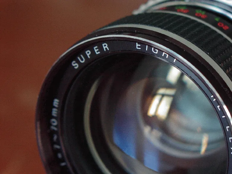 Universa Macrozoom S 1070