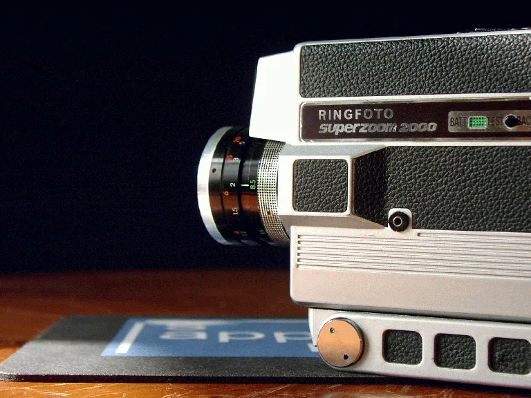 Ringfoto Superzoom 2000