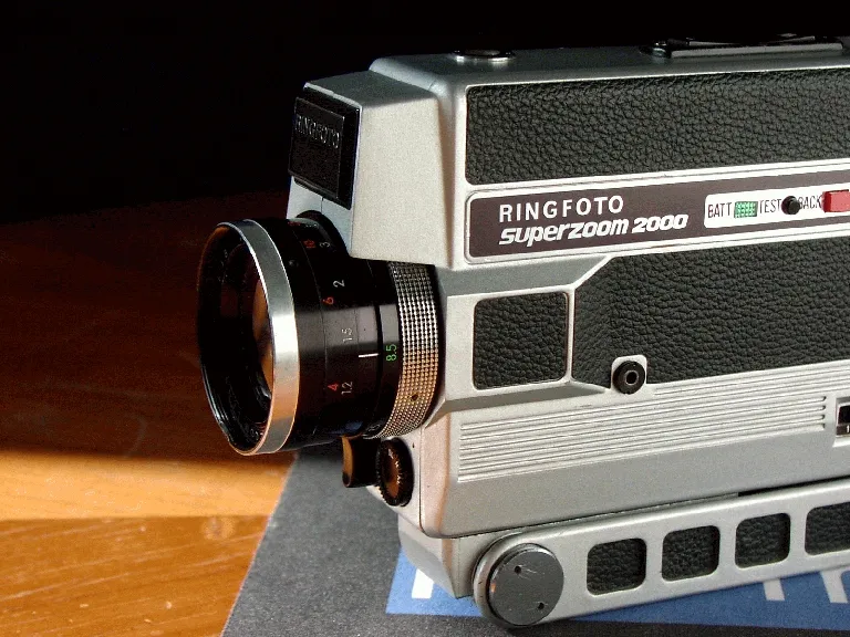 Ringfoto Superzoom 2000