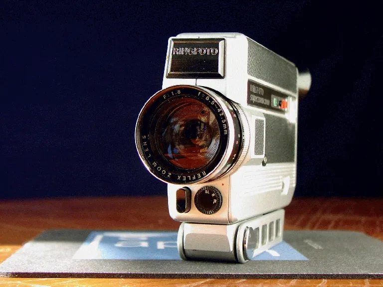 Ringfoto Superzoom 2000