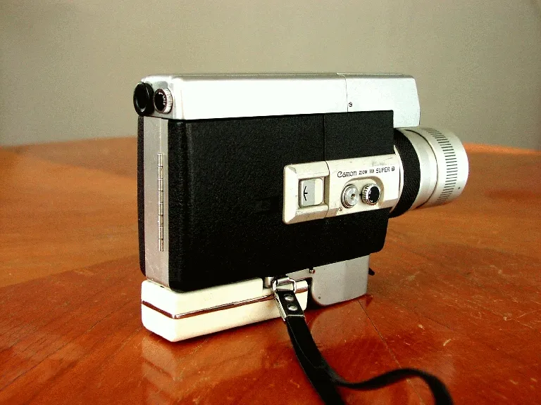 Canon Zoom 518