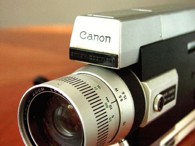 Canon Zoom 518