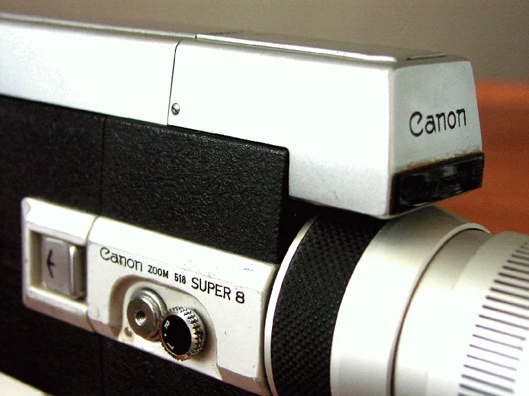 Canon Zoom 518