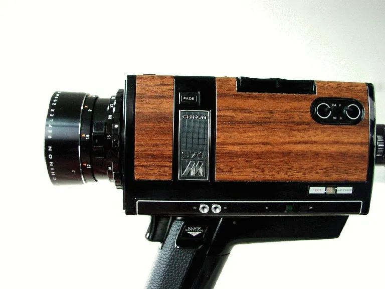 Chinon M 674