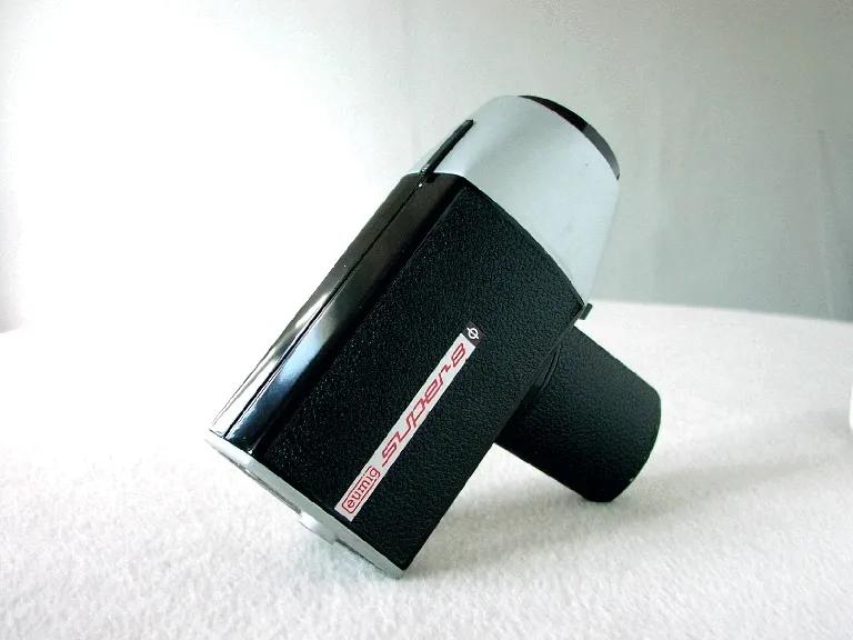 Eumig Viennette Super 8