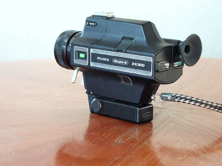 Fujica ZX 300