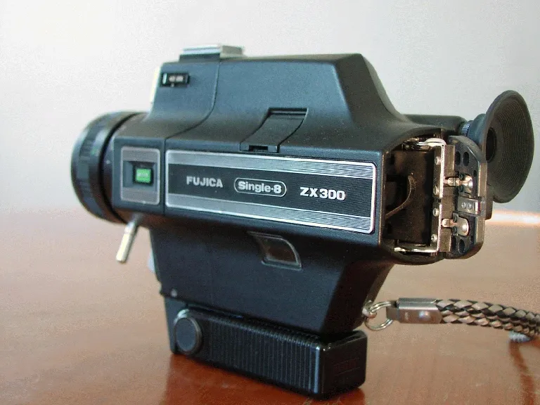 Fujica ZX 300