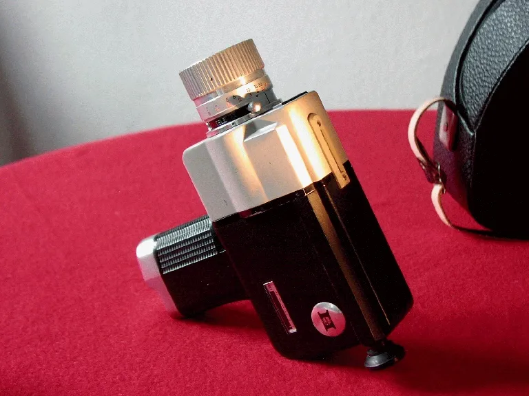Hanimex MP 400