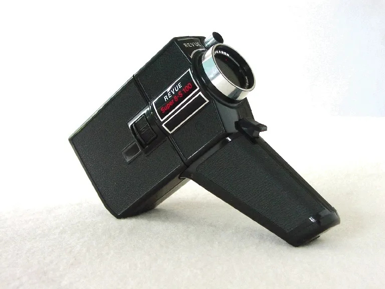 Revue Super 8 S 100