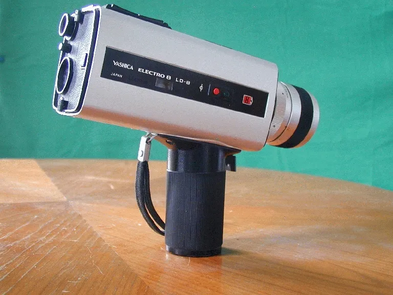 Yashica Electro 8 LD 8
