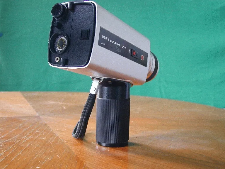 Yashica Electro 8 LD 8