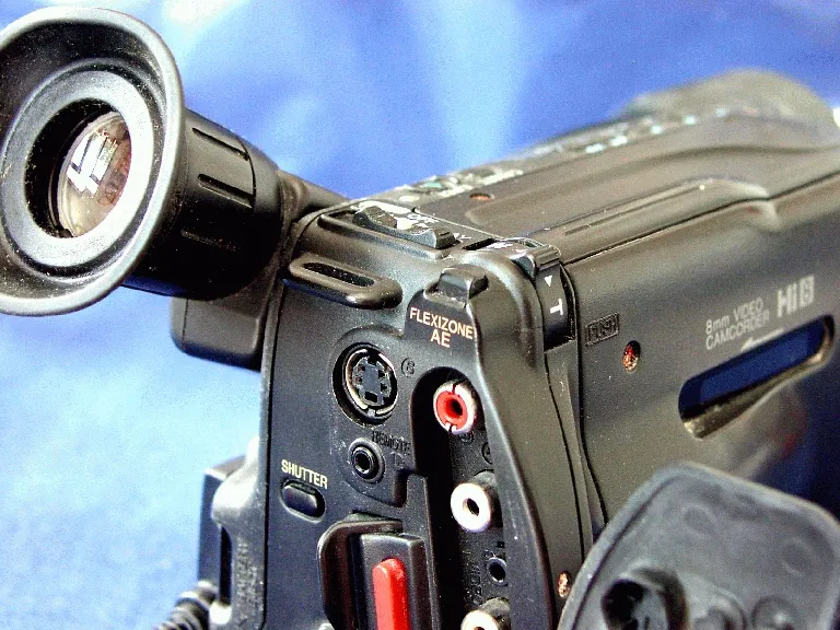 Canon UC 8 HI