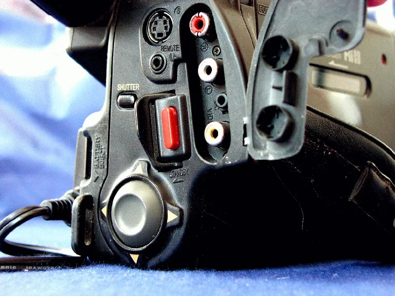 Canon UC 8 HI