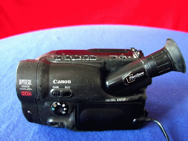 Canon UC 8 HI