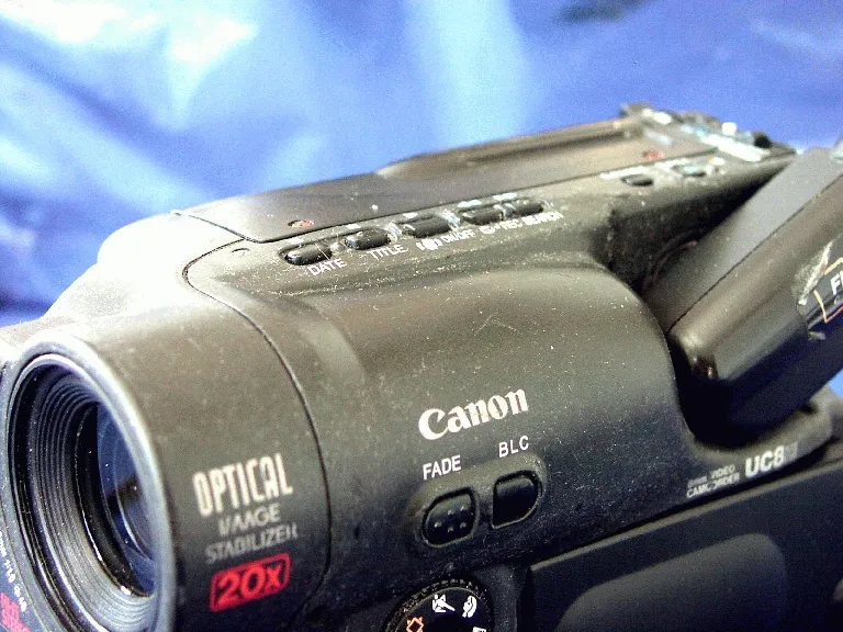 Canon UC 8 HI