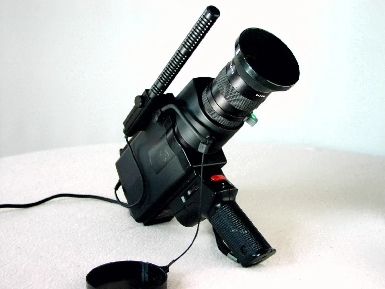 Hitachi VK  C 2000 E