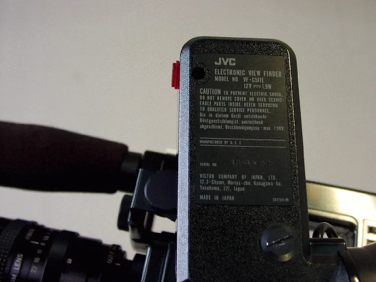 JVC S 100 E