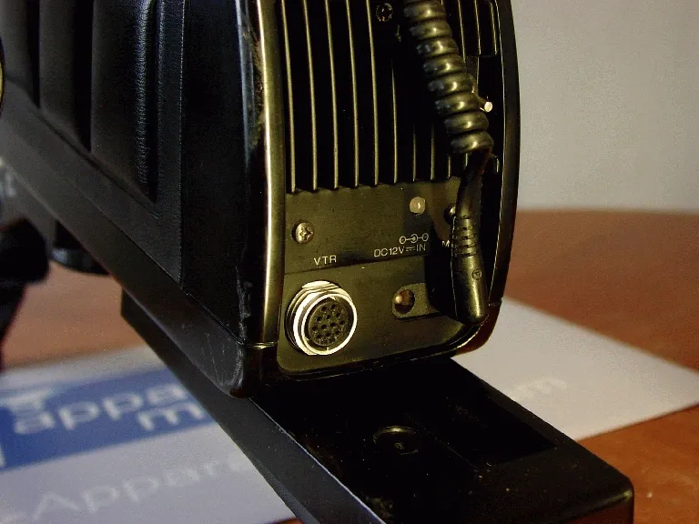 JVC S 100 E