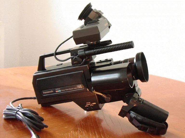 Panasonic WVP 200 E