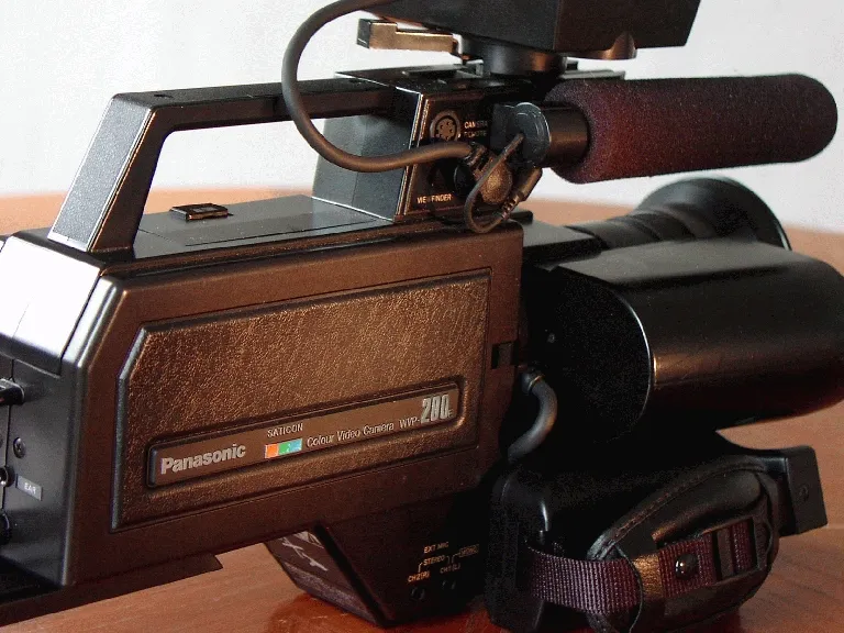 Panasonic WVP 200 E