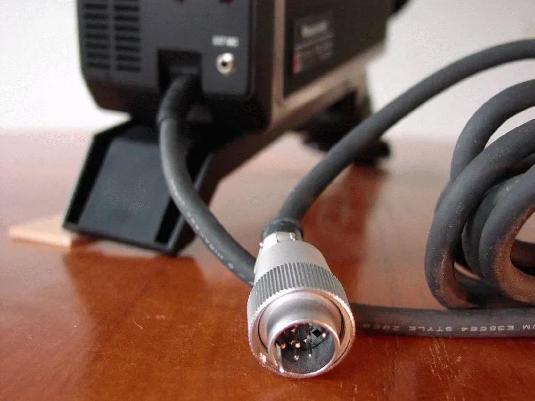 Panasonic WV 3200 E
