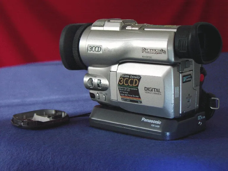 Panasonic NV DX 100
