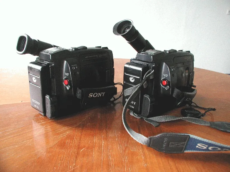 Sony CCD-TR60E