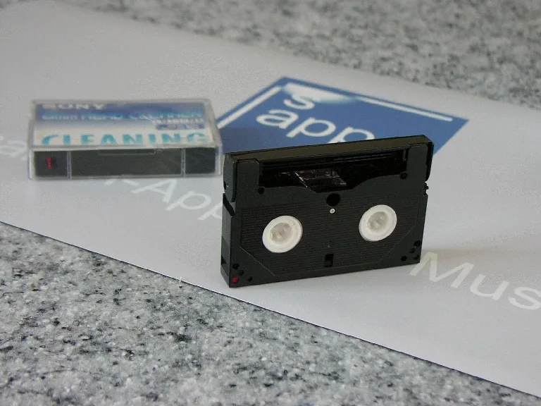 Sony 8mm Head Cleaner V8-6CLD